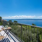 Seaview Roko Sumpetar
