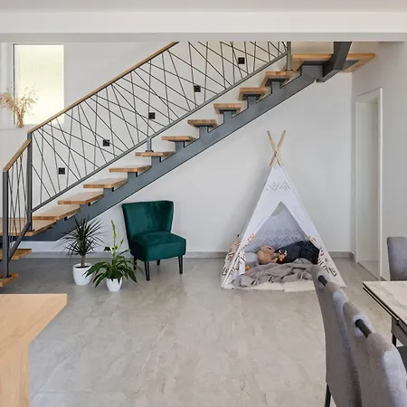 Seaview Roko Villa Sumpetar